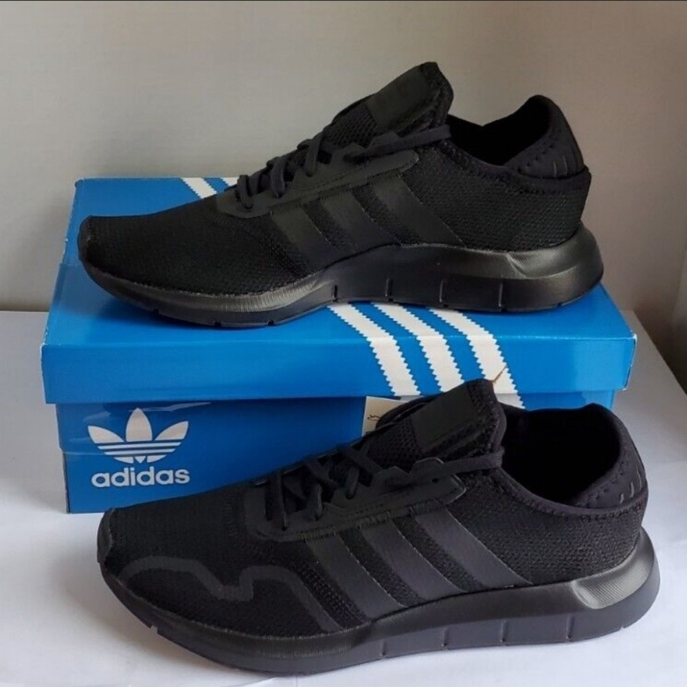 Adidas Swift Run XJ (NEW)